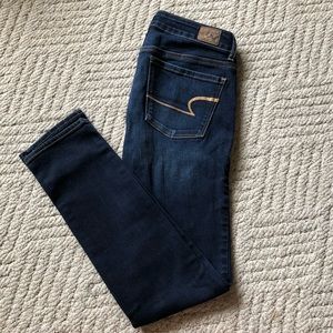 American Eagle skinny jeans- size 2